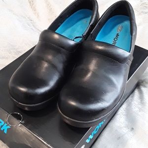 Dr Scholl's black work wedges 8.5 Medium in box